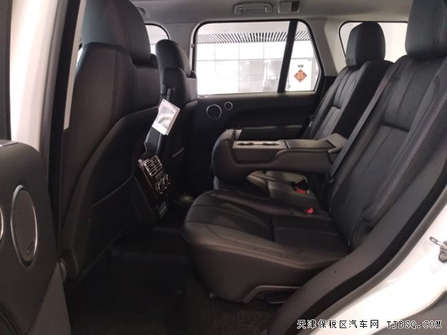 2017款路虎揽胜3.0T行政版汽油 19轮/全景天窗现车109万