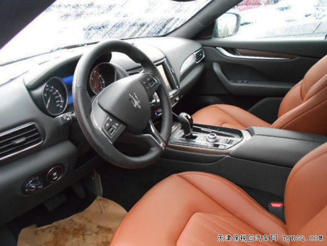 2018款玛莎拉蒂莱万特SUV 平行进口levante优惠走俏