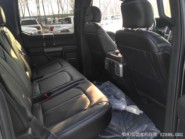 平行进口车18款福特F150白金版皮卡 现车优惠呈现