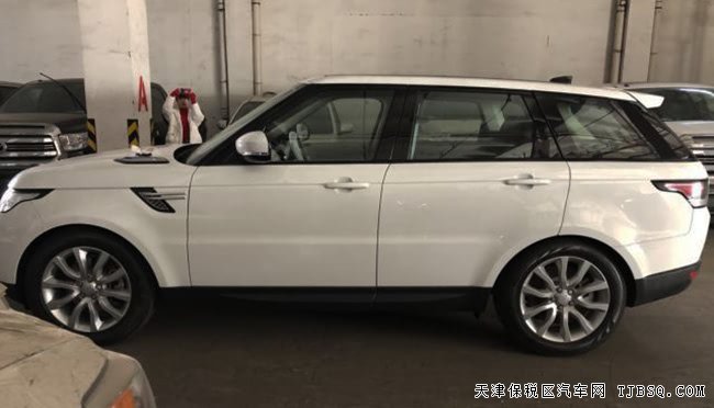 17款路虎揽胜运动柴油版 滑动全景天窗/20轮现车84.5万