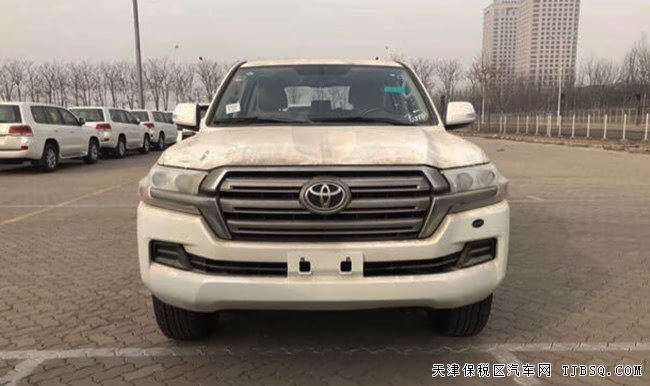 18款丰田酷路泽4000中东版 17轮/七座/冰箱现车64.2万
