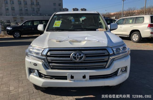 2018款丰田酷路泽4000中东版 18轮/七座/天窗现车68.6万