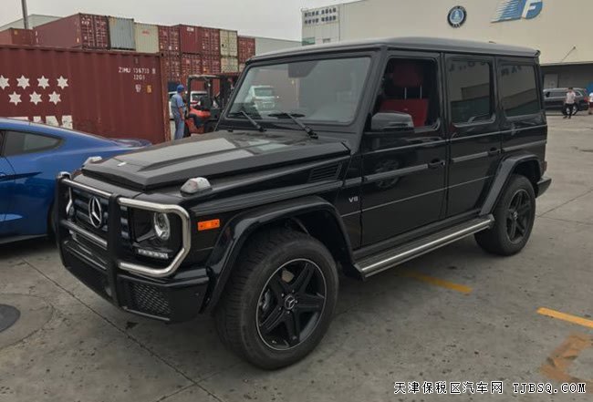 2017款奔驰G550加规版 Designo真皮/雷达测距现车183万