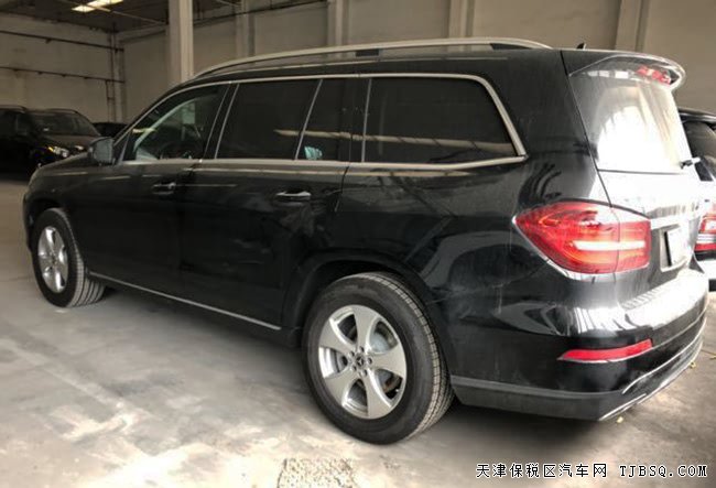 18款奔驰GLS450美规版 全景天窗/驾驶员辅助包现车103万