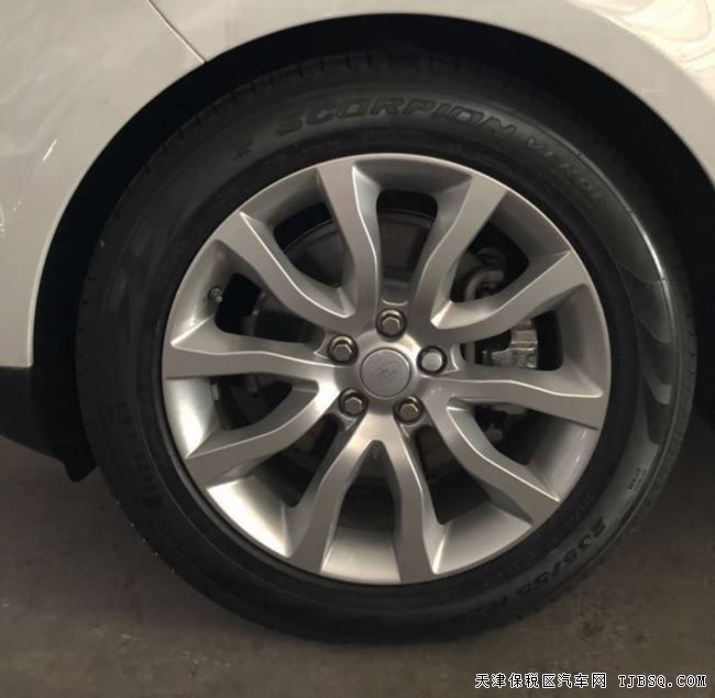 平行进口17款路虎揽胜运动柴油版 20轮/全景现车84.5万