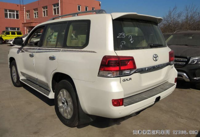 2018款丰田酷路泽4600中东版 天窗/18轮/七座现车90万起