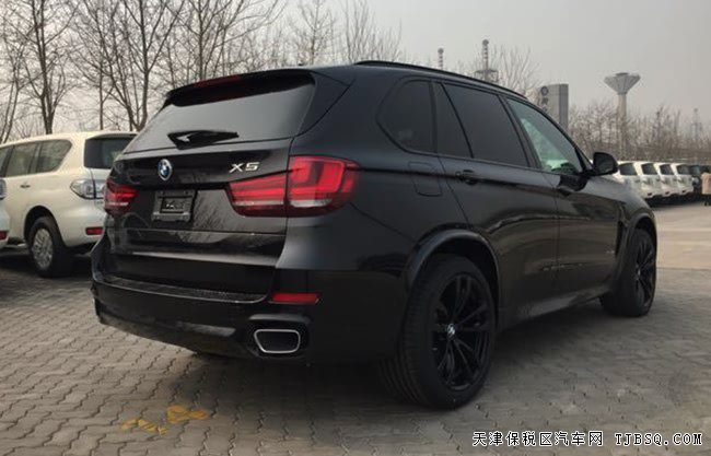 2018款宝马X5M加规版 豪华包/M包/驾辅包/灯包现车81万