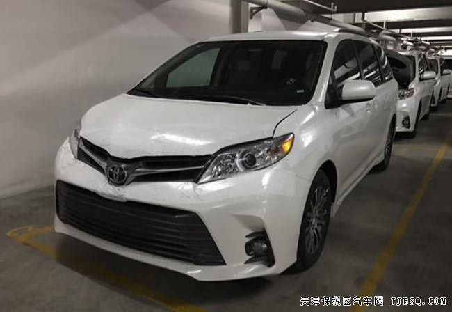 2018款丰田塞纳3.5L两驱XLE版 8座/电动门/17轮现车46万