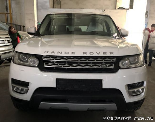 17款路虎揽胜运动柴油版 20轮/全景/打孔真皮现车84.5万