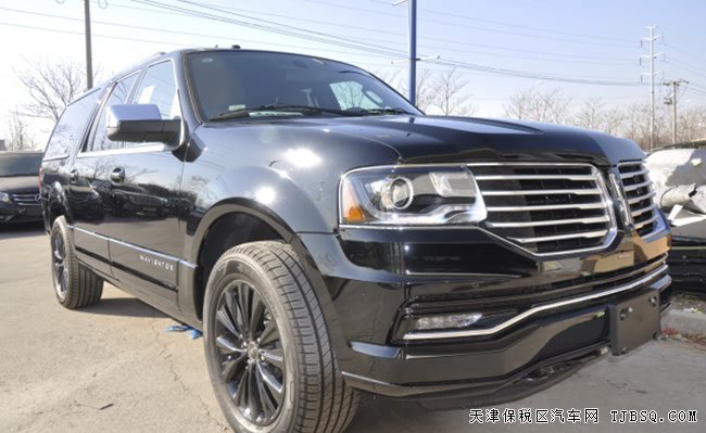 2017款林肯领航员3.5T加规版 20轮/天窗/7座现车79.5万