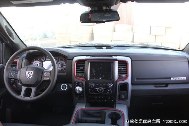 平行进口车道奇公羊5.7L叛逆者 17款现车优惠巨献