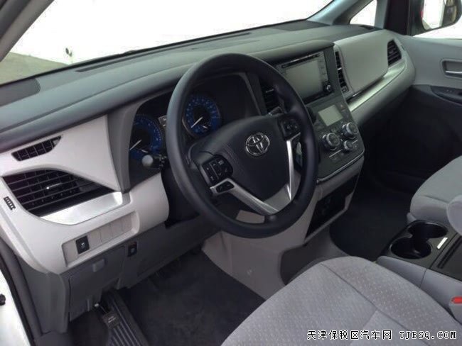 18款丰田塞纳3.5L四驱标配版 雷达测距/18轮现车51.5万