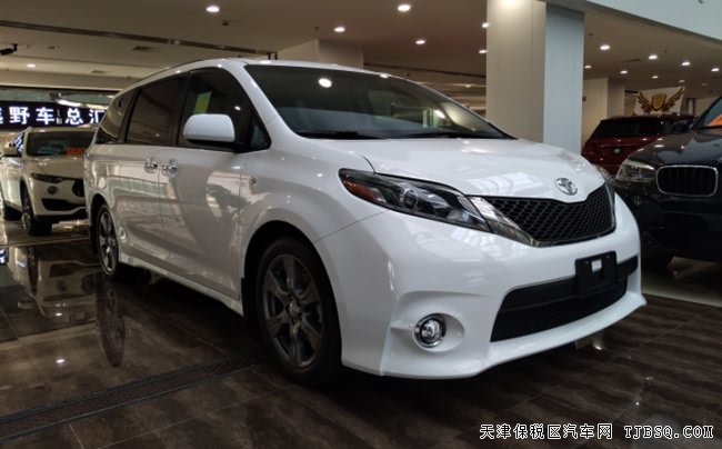 17款丰田塞纳3.5L两驱运动版 19轮/真皮/科技包现车52万