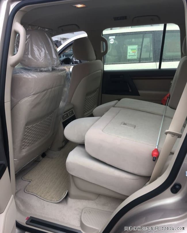 2018款丰田酷路泽4000中东版 7座手续/17铝轮现车67.5万