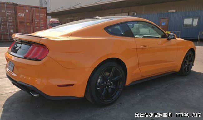 18款福特野马2.3T加规版 10速/101A包/外观包现车38.5万