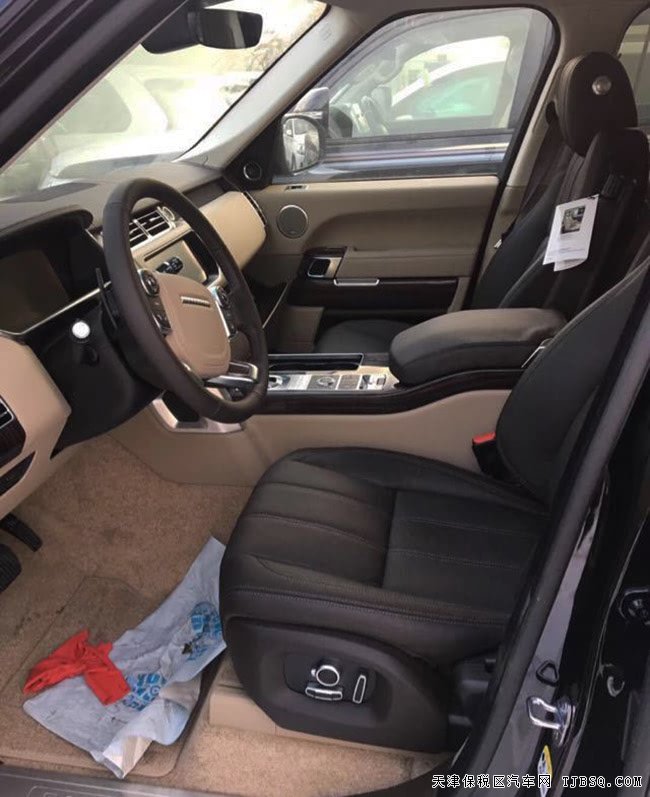 2017款路虎揽胜3.0T柴油Vogue版 2代地形/全景现车123万