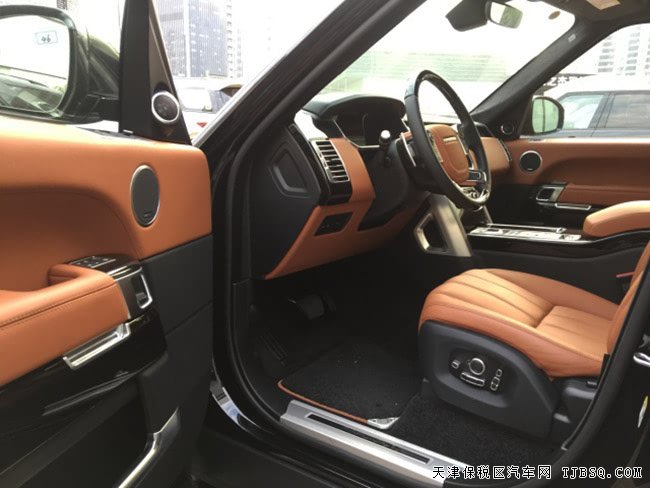 2017款路虎揽胜3.0T柴油创世短轴版 22轮/4座现车136万