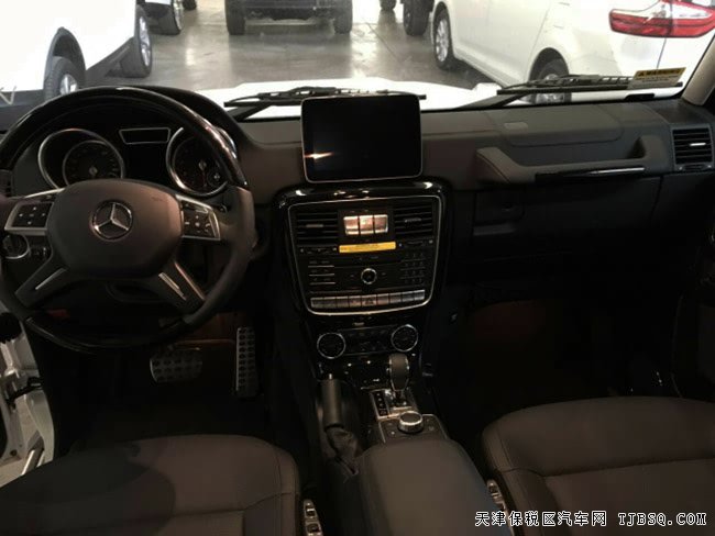 2017款奔驰G550美规版 可调节悬挂/19轮/天窗现车175万