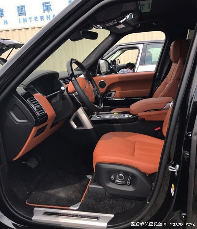 2017款路虎揽胜3.0T柴油创世加长版 21轮/4座现车144万