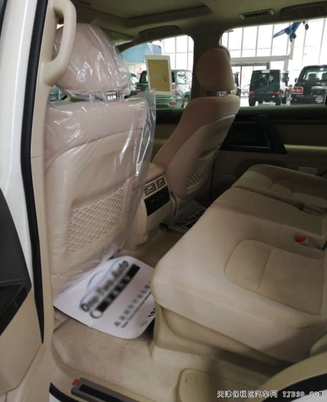 2018款丰田酷路泽4600中东版 8气囊/18轮/天窗现车88万