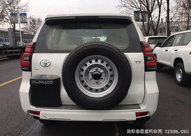 2018款丰田普拉多2700中东版 天窗/后挂备胎现车46.6万