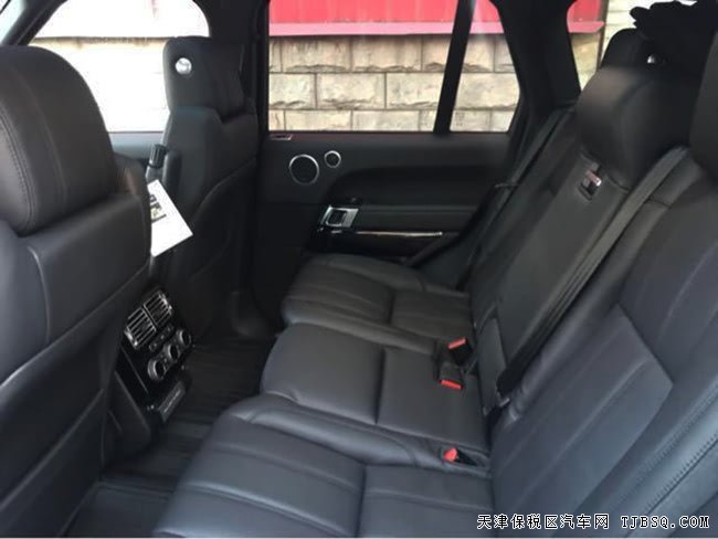 17款路虎揽胜3.0T柴油黑耀加规版 22轮/视觉包现车120万