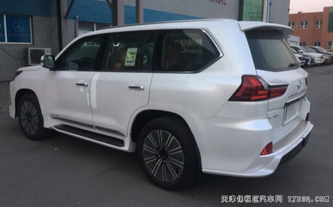 18款雷克萨斯LX570中东限量版 大包围/金属漆现车165万