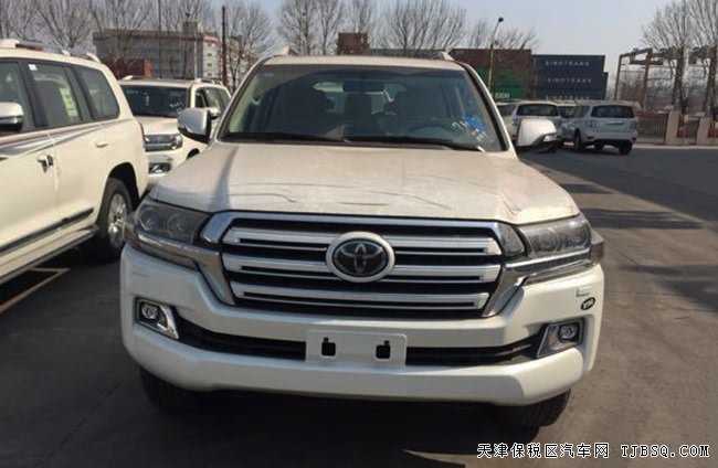 2018款丰田酷路泽4000大灯清洗版 18轮/天窗现车68.6万