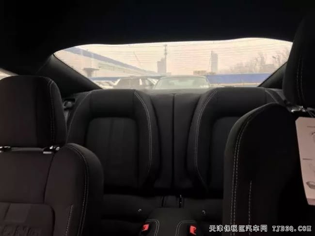 平行进口车18款福特野马2.3T加规版 天津港现车优享