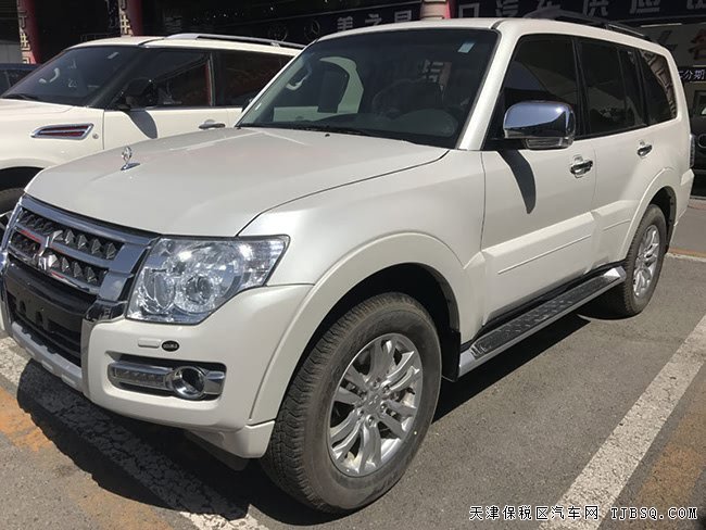 2018款三菱帕杰罗V97中东版 经典7座SUV优惠起航