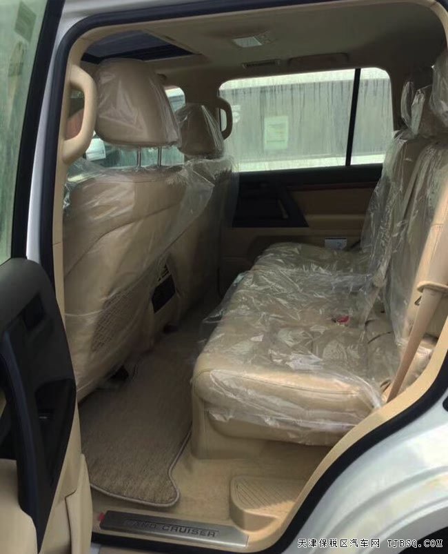 18款丰田酷路泽4600中东版 平行进口现车尽享折扣