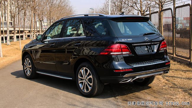 2018款奔驰GLE400中东版 19轮/全景天窗/电尾门现车79万
