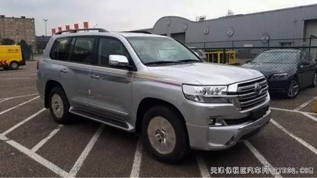 2018款丰田酷路泽4500中东版 柴油版现车优惠尊享