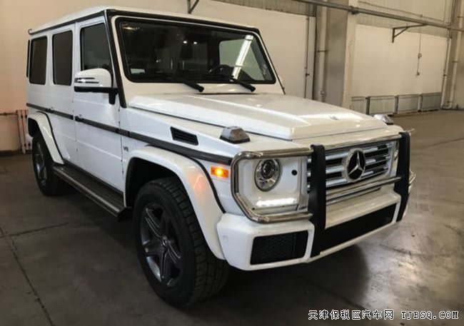 2017款奔驰G550加规版 4.0T全地形越野尊享经典