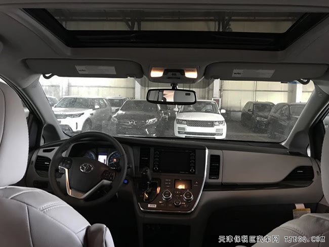 2018款丰田塞纳3.5L两驱XLE版 天窗/18轮/真皮现车49万