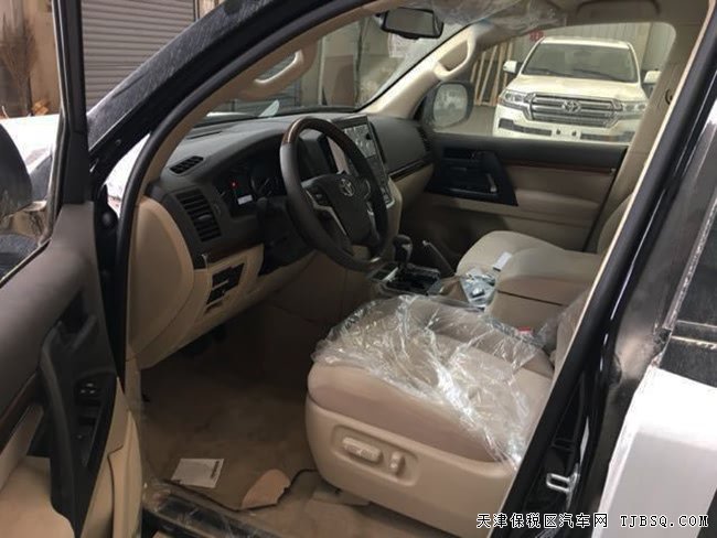 18款丰田兰德酷路泽4000中东版 17轮/7座/遥启现车67万