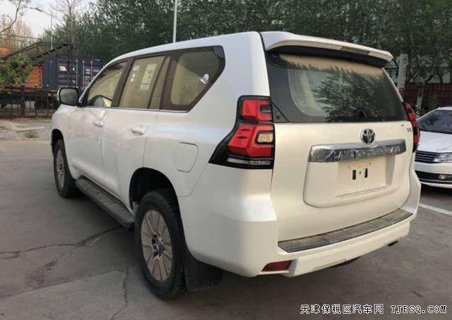 2018款丰田普拉多2700中东版 9气囊/天窗/18轮现车48万