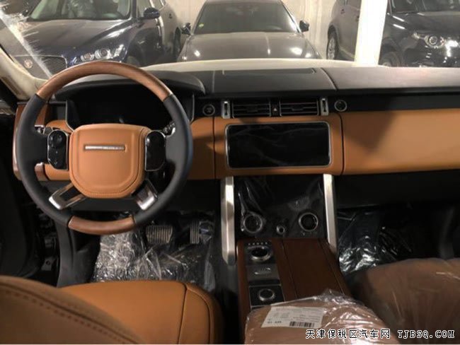 18款路虎揽胜柴油创世加长版 3.0T现车震撼呈现