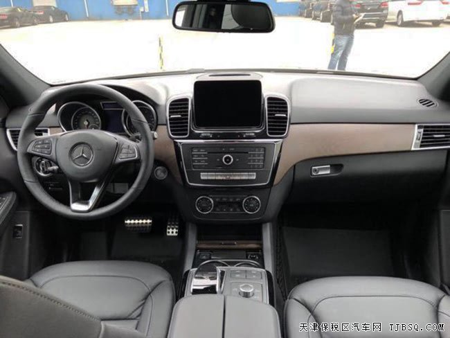 2018款奔驰GLE400加规版 驾辅包/灯光包/豪华包现车86万