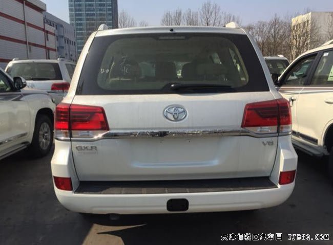 2018款丰田酷路泽4000中东版 18轮/7座/天窗现车68.5万