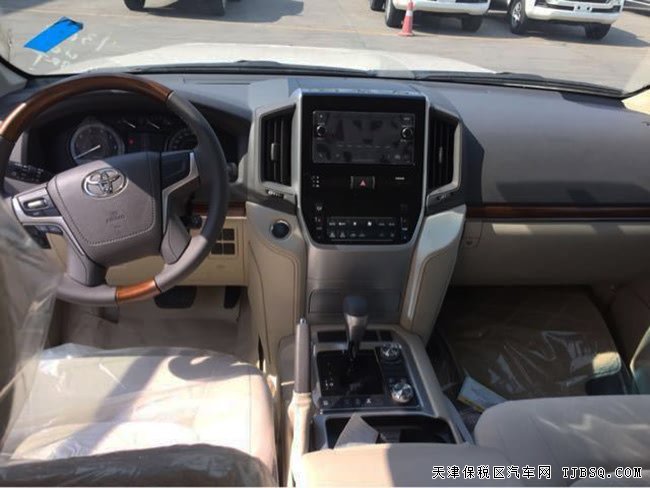2018款丰田酷路泽4000中东版 18轮/7座/天窗现车68.5万