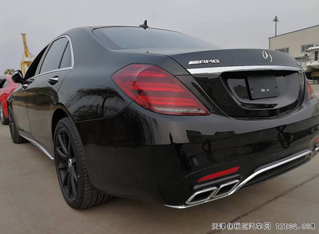 2018款奔驰S63AMG加规版 豪华轿车现车盛惠酬宾