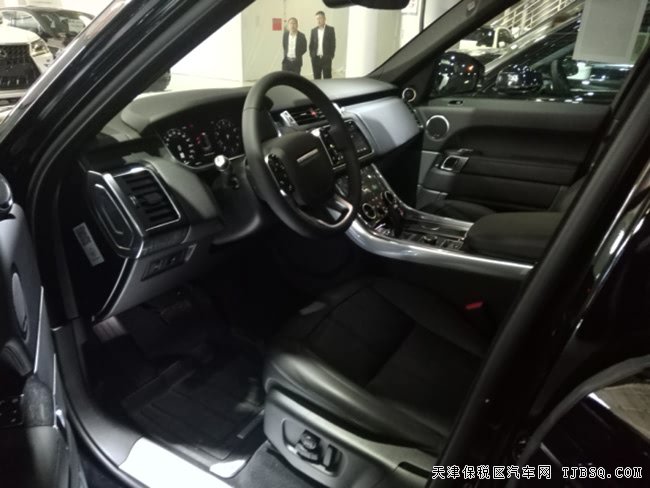 2018款路虎揽胜运动汽油版 全景天窗/20轮/真皮现车95万