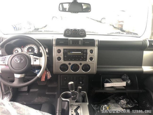 17款丰田酷路泽FJ中东版 4.0L复古越野现车热销