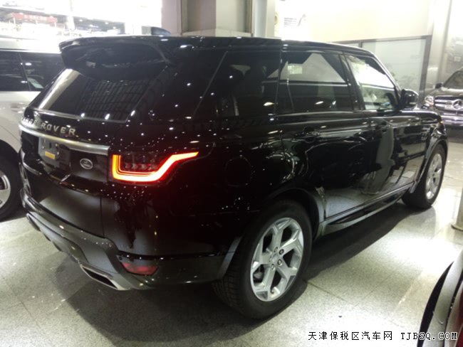 2018款路虎揽胜运动汽油加规版 20轮/滑动全景现车94万