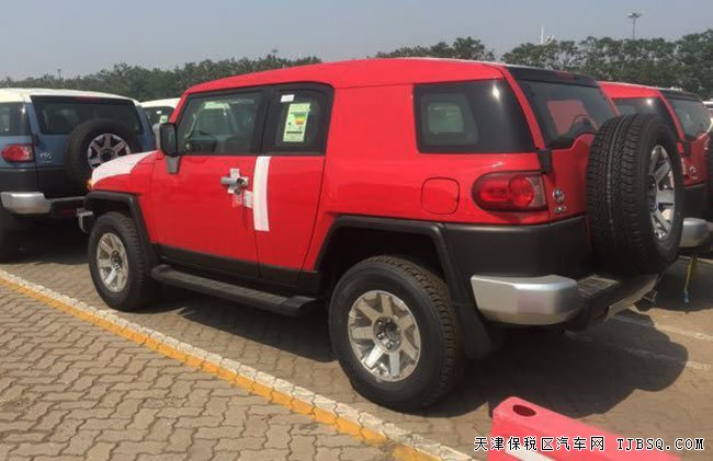 17款丰田FJ酷路泽4.0L中东版 平行进口车优惠尽享