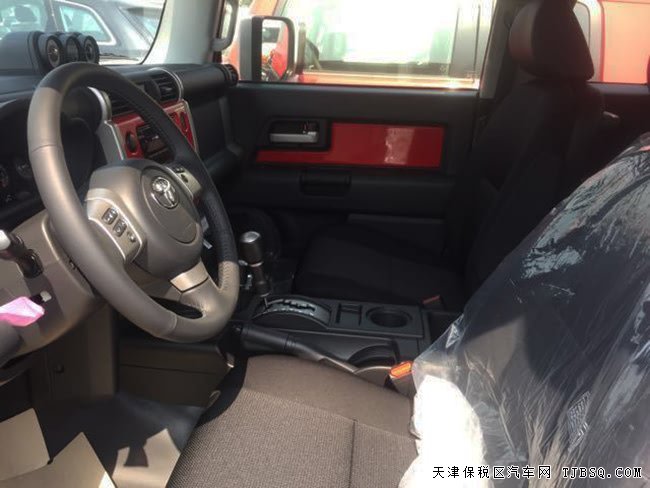 17款丰田FJ酷路泽4.0L中东版 平行进口车优惠尽享