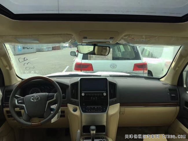 2018款丰田酷路泽4600中东版 陆巡V8现车优惠起航