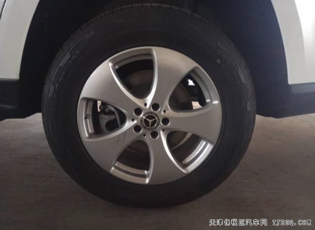 2018款奔驰GLS450美规版 天窗/P01包/停辅包现车88.5万
