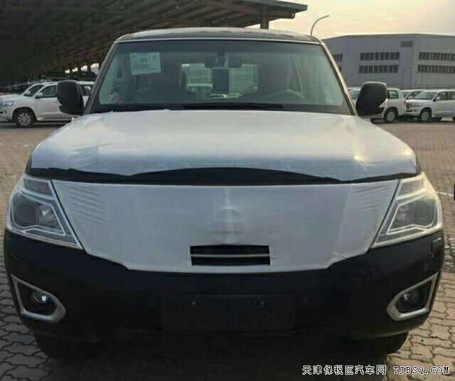 17款日产尼桑途乐5.6L中东版 天窗/18轮/后差现车70.3万